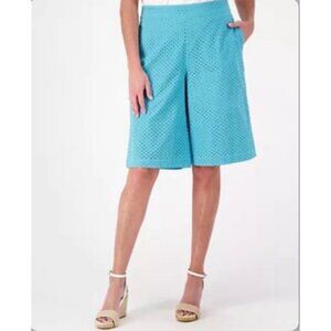 Isaac Mizrahi Live Wide Leg Eyelet Bermuda Shorts Size 14P Blue A589923 NEW